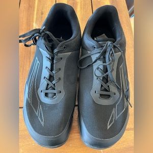 AVANCUS TRAINING SHOES
Apex Power V1.5 Shoes Black